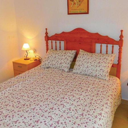Cozy Apartment In Torrevieja-La Mata With Kitchen Buitenkant foto