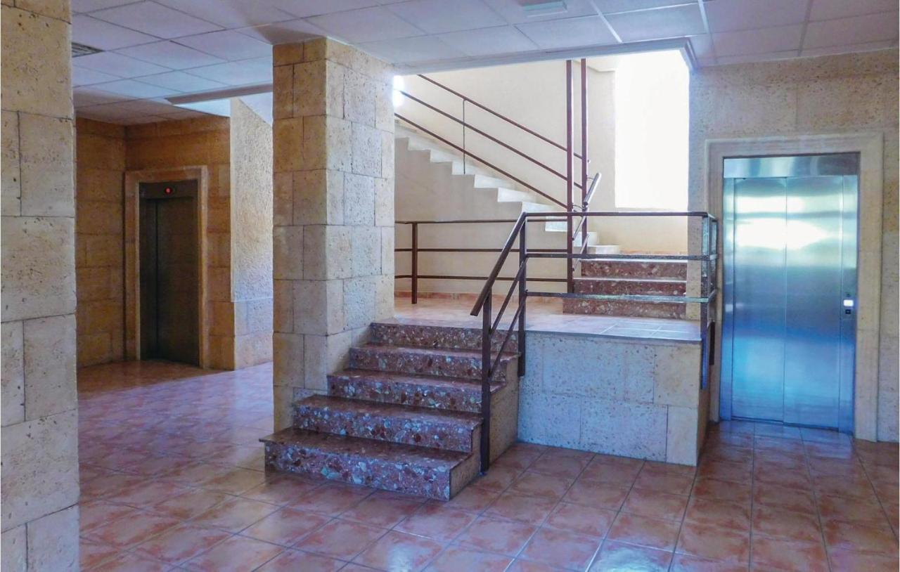 Cozy Apartment In Torrevieja-La Mata With Kitchen Buitenkant foto