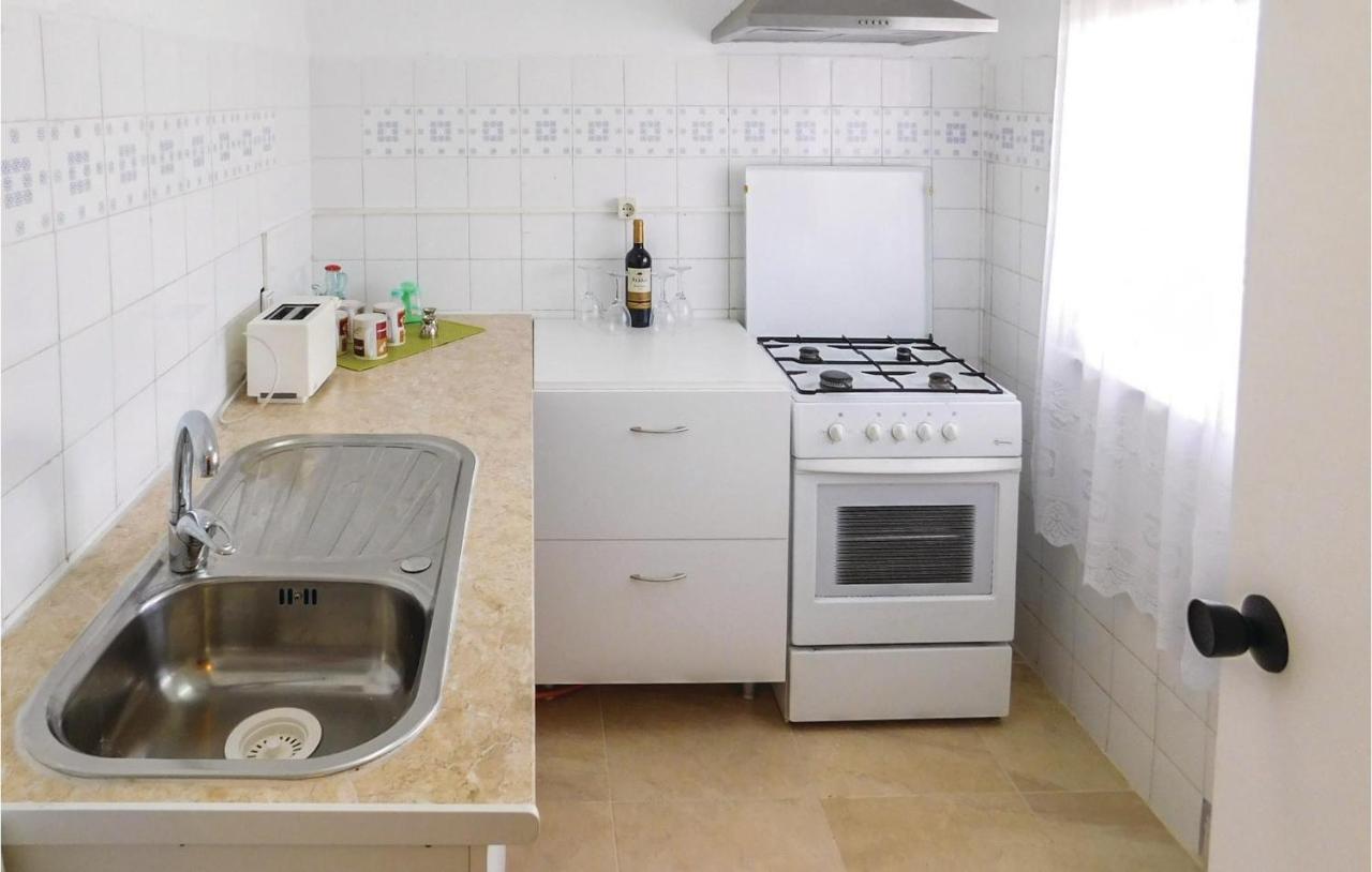 Cozy Apartment In Torrevieja-La Mata With Kitchen Buitenkant foto